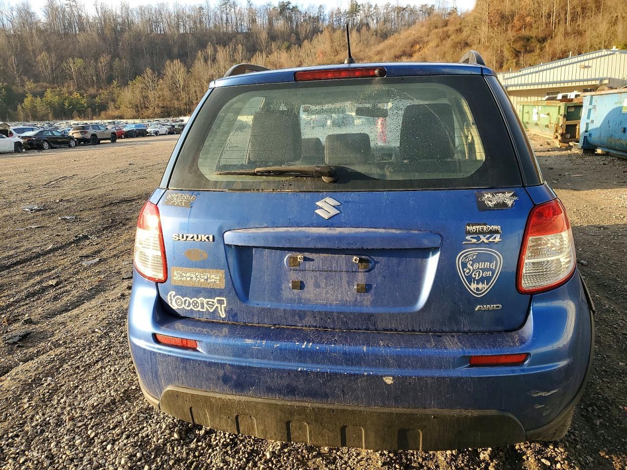 2013 SUZUKI SX4