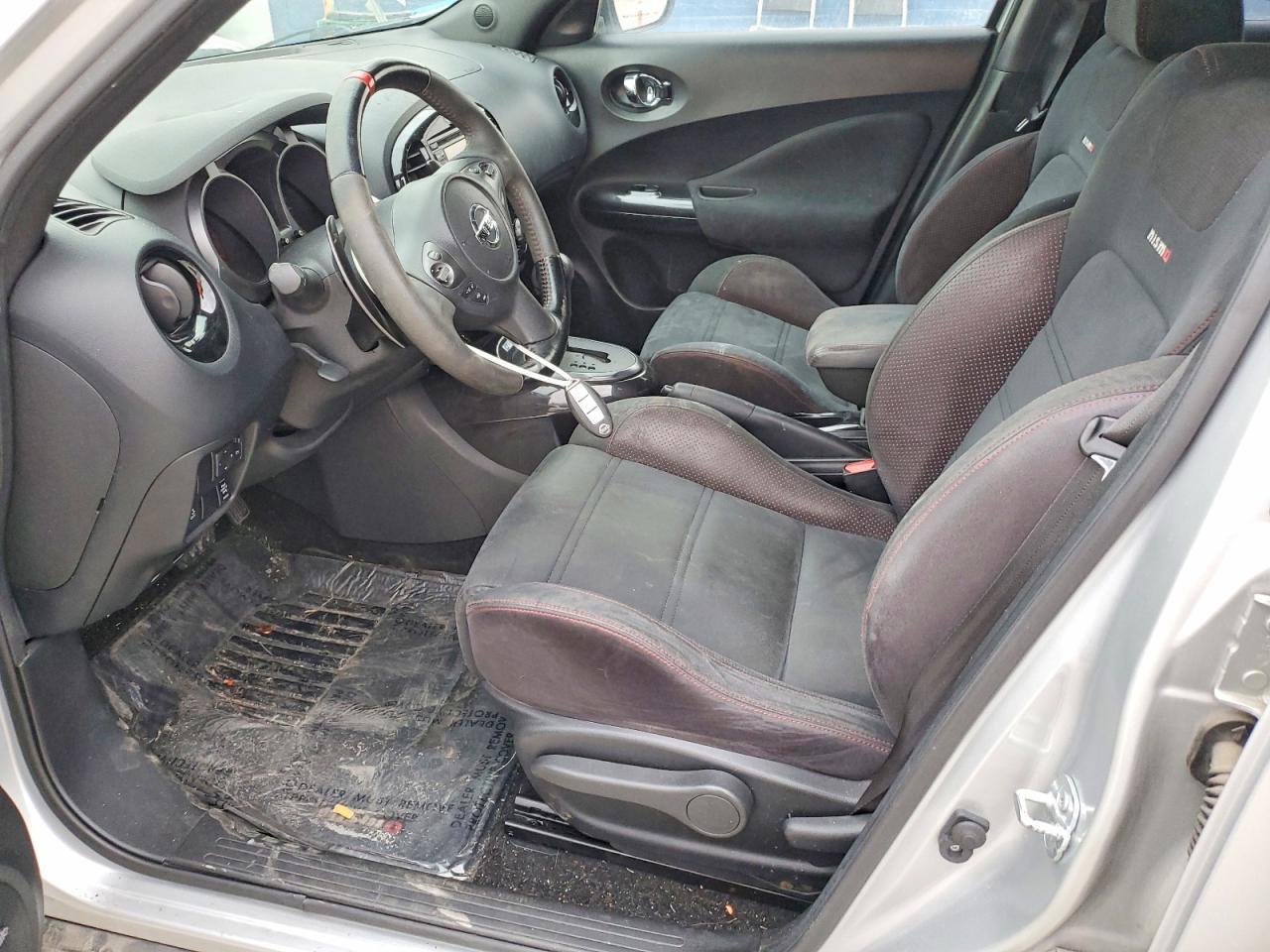 2015 NISSAN Juke