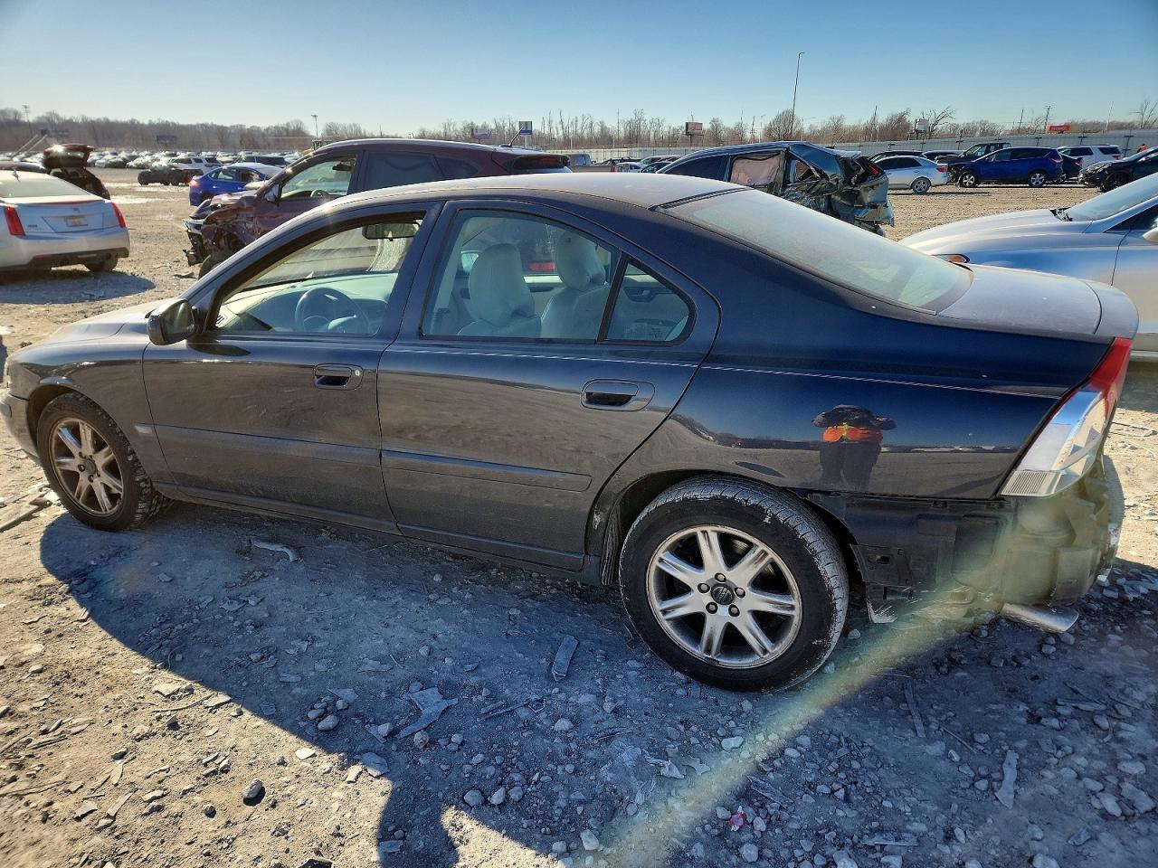 2002 VOLVO S60