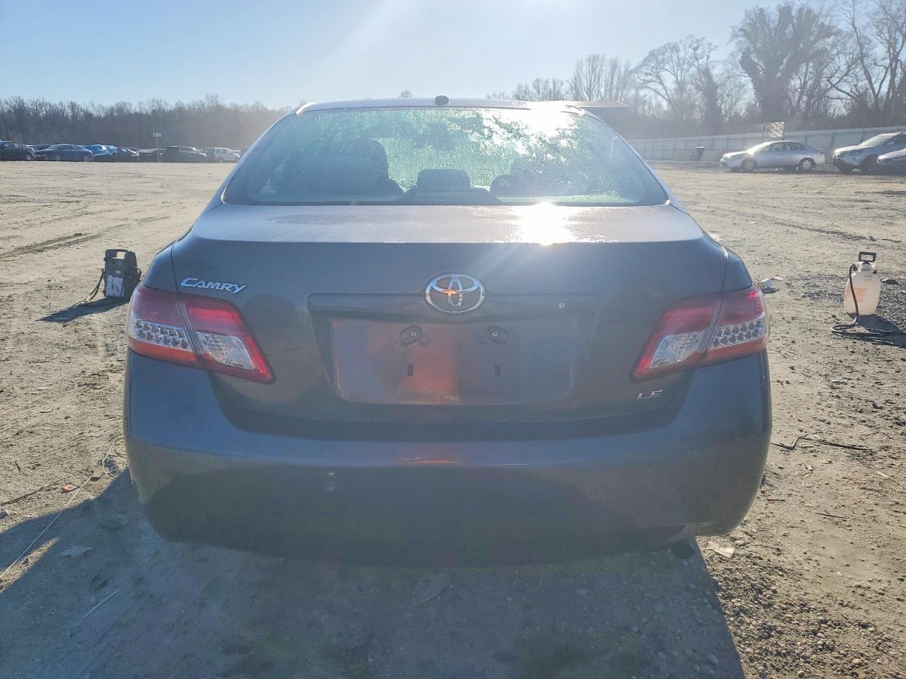 2011 TOYOTA CAMRY