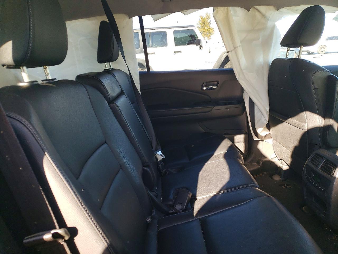 2016 HONDA PILOT