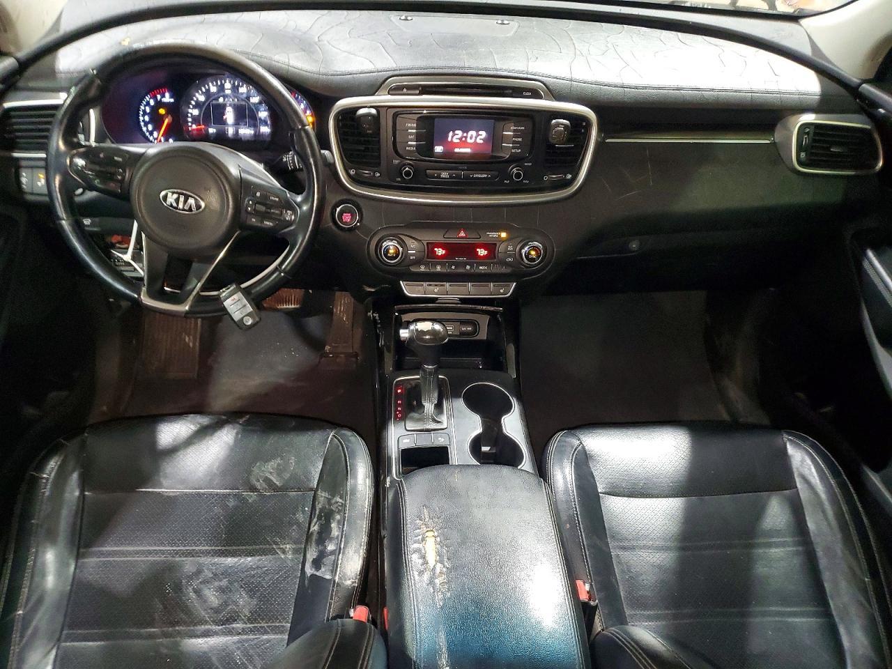 2016 KIA SORENTO