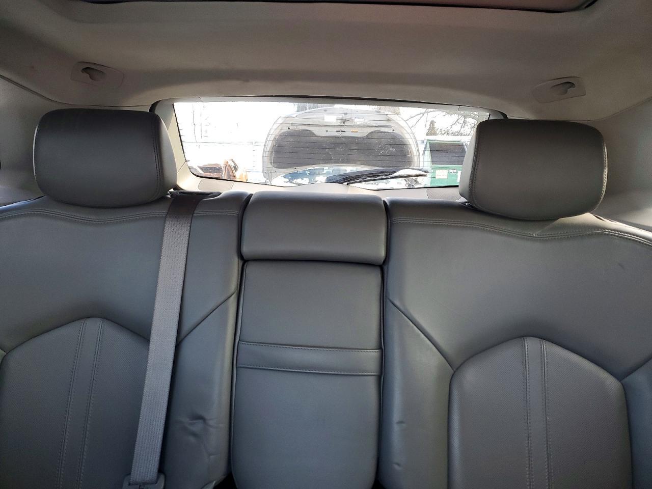2011 CADILLAC SRX