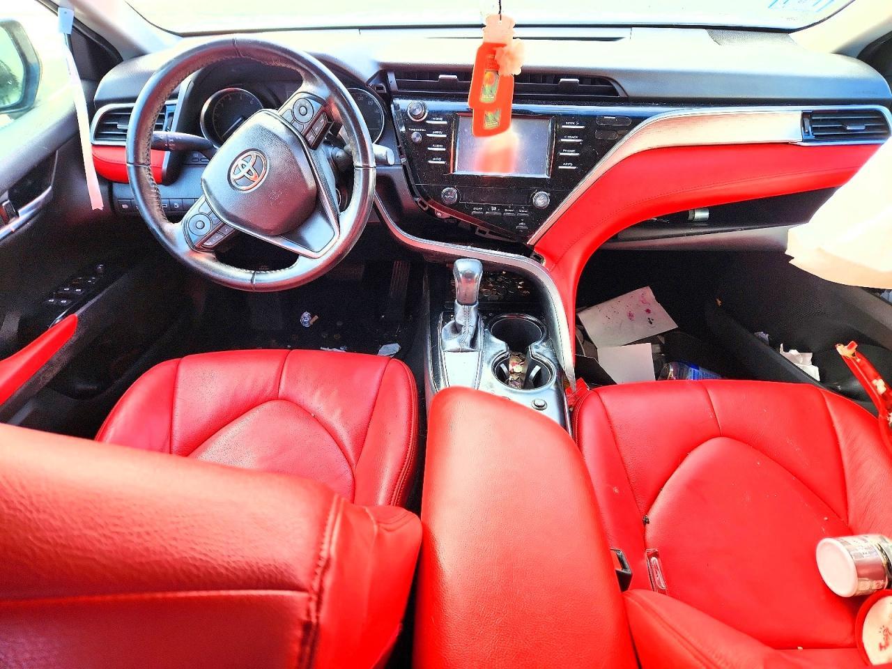 2018 TOYOTA CAMRY