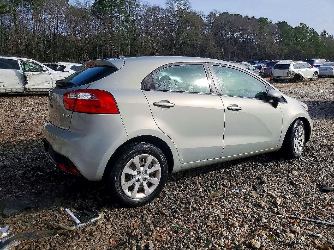 2013 KIA RIO