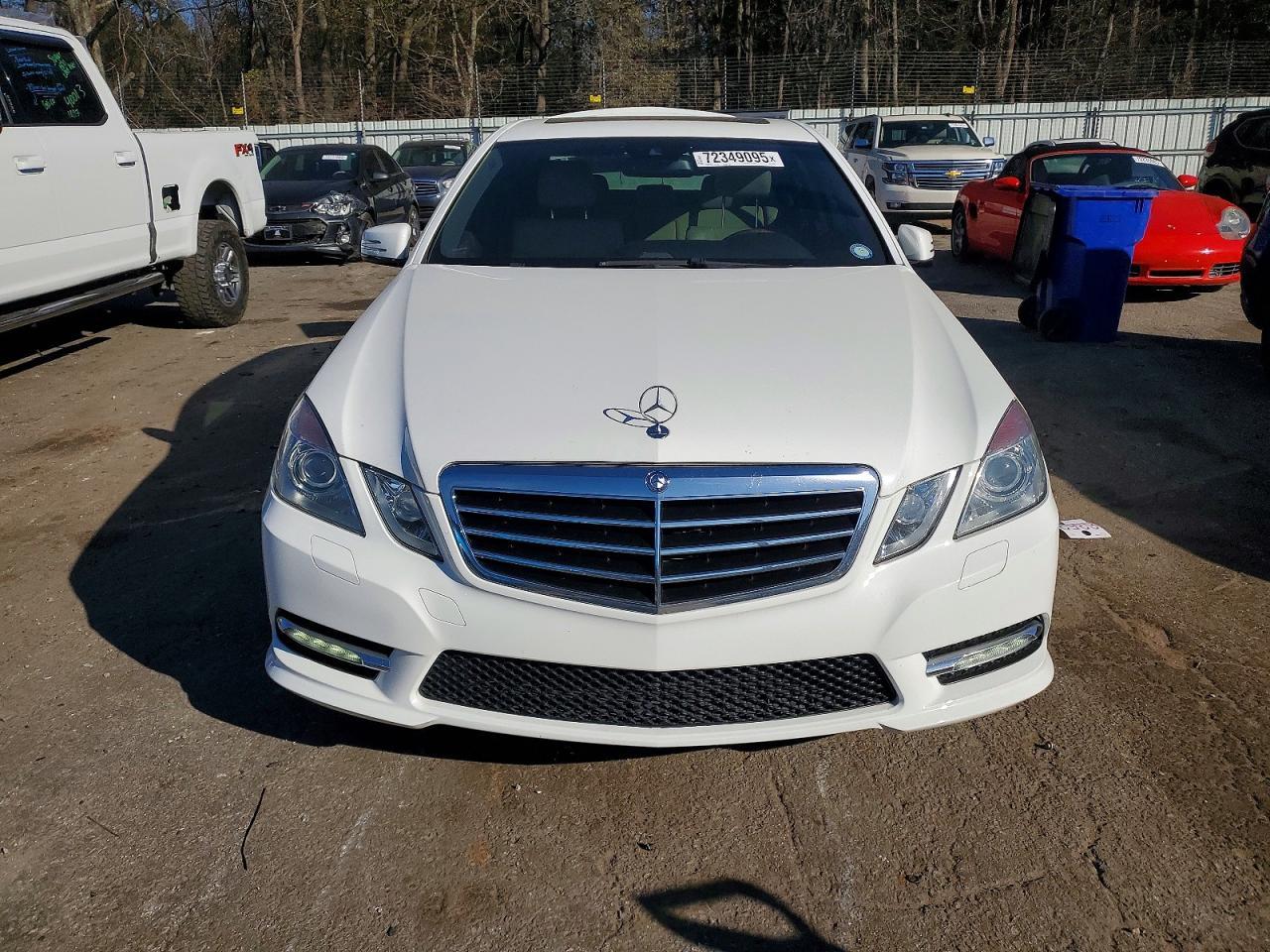 2013 MERCEDES-BENZ E-Class
