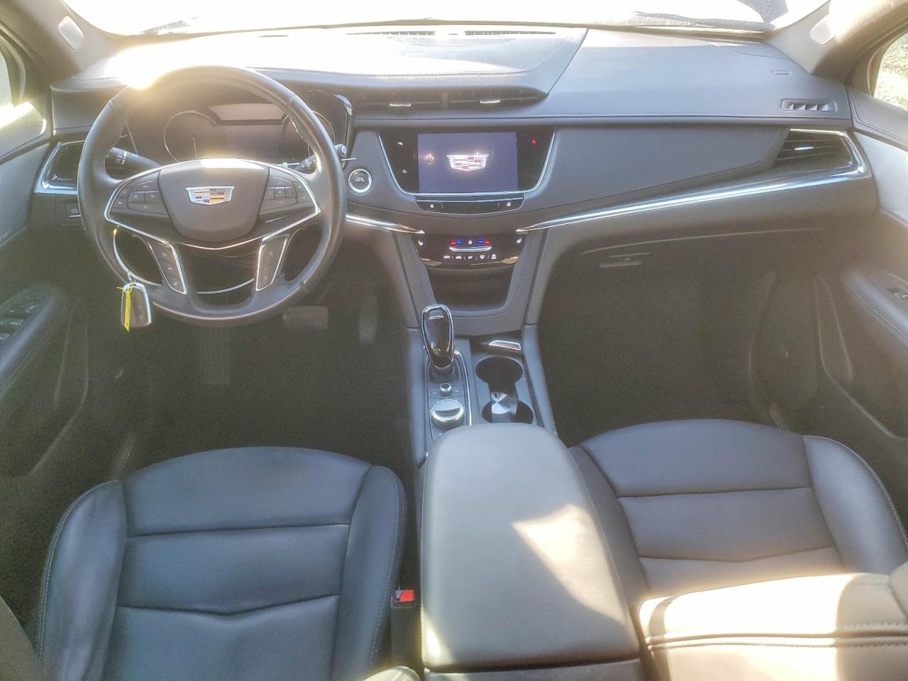 2022 CADILLAC XT5