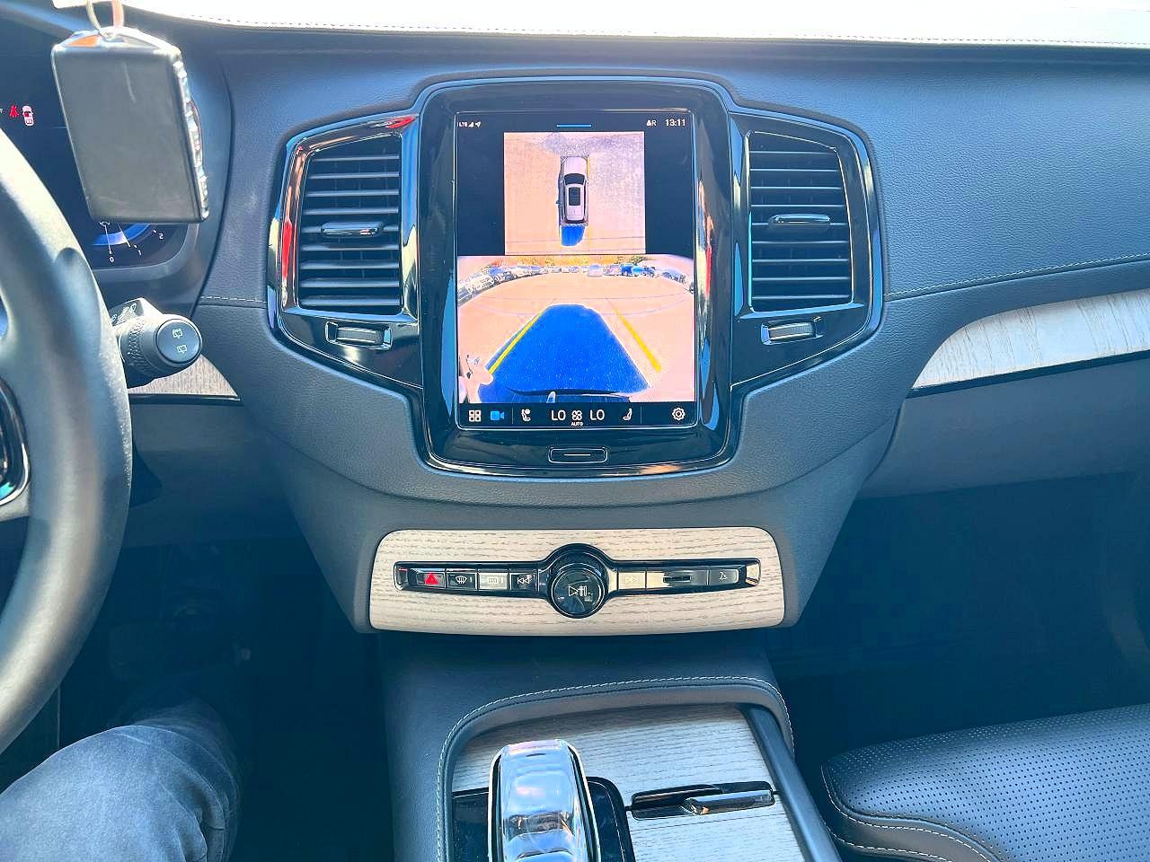 2025 VOLVO XC90