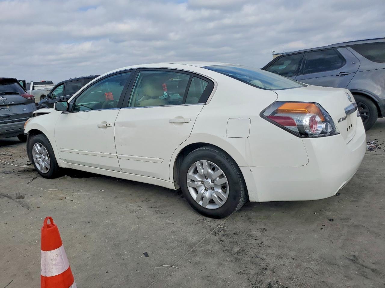 2012 NISSAN ALTIMA