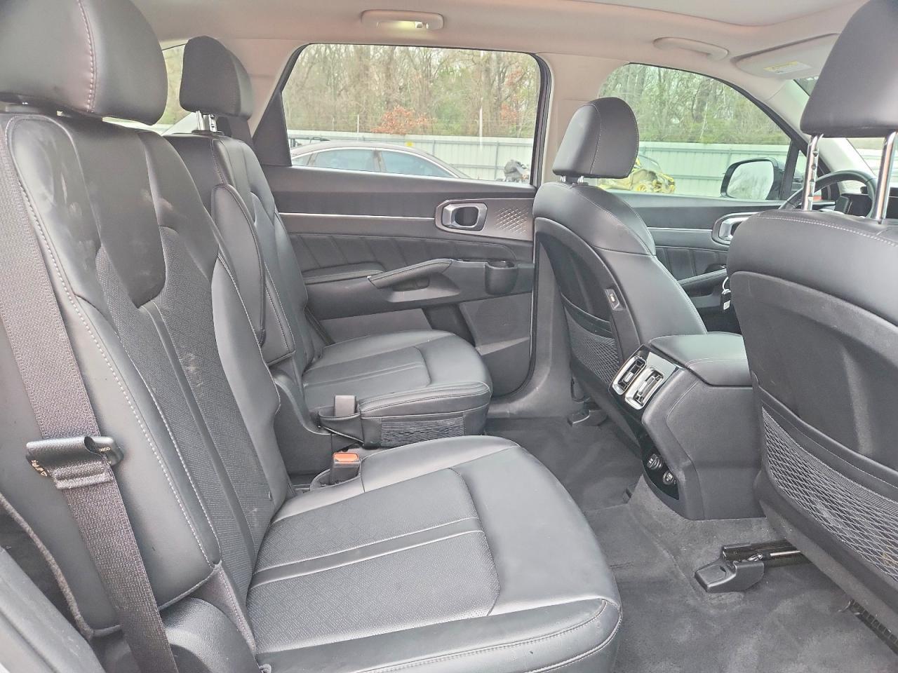 2023 KIA SORENTO