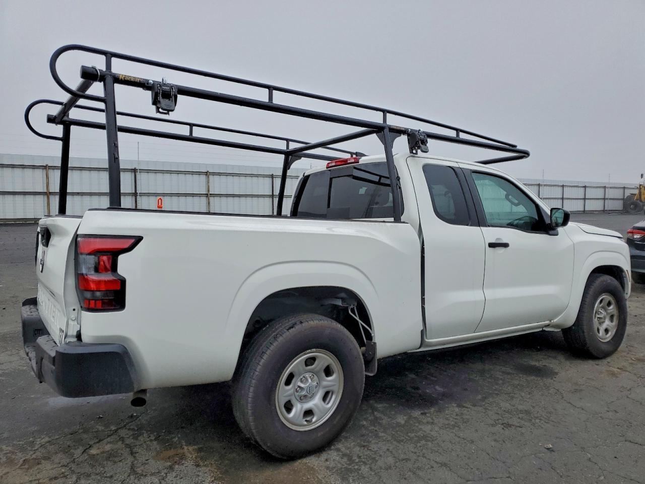 2025 NISSAN Frontier