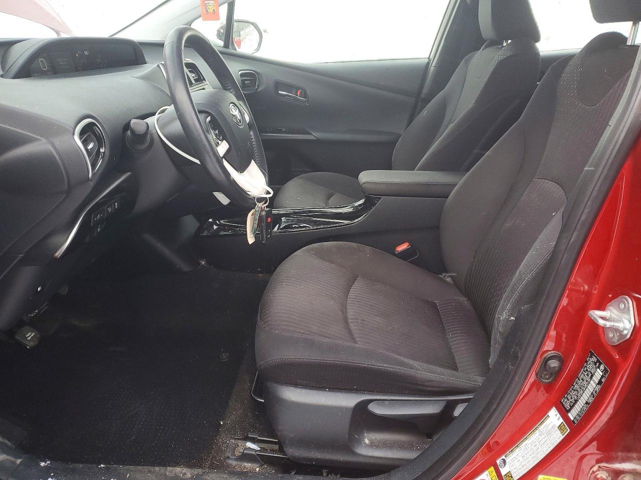 2017 TOYOTA PRIUS