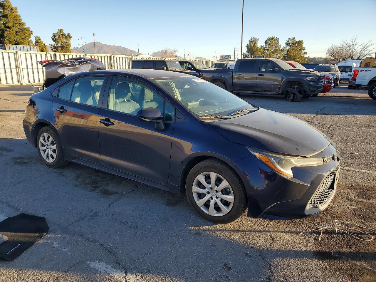 2022 TOYOTA COROLLA