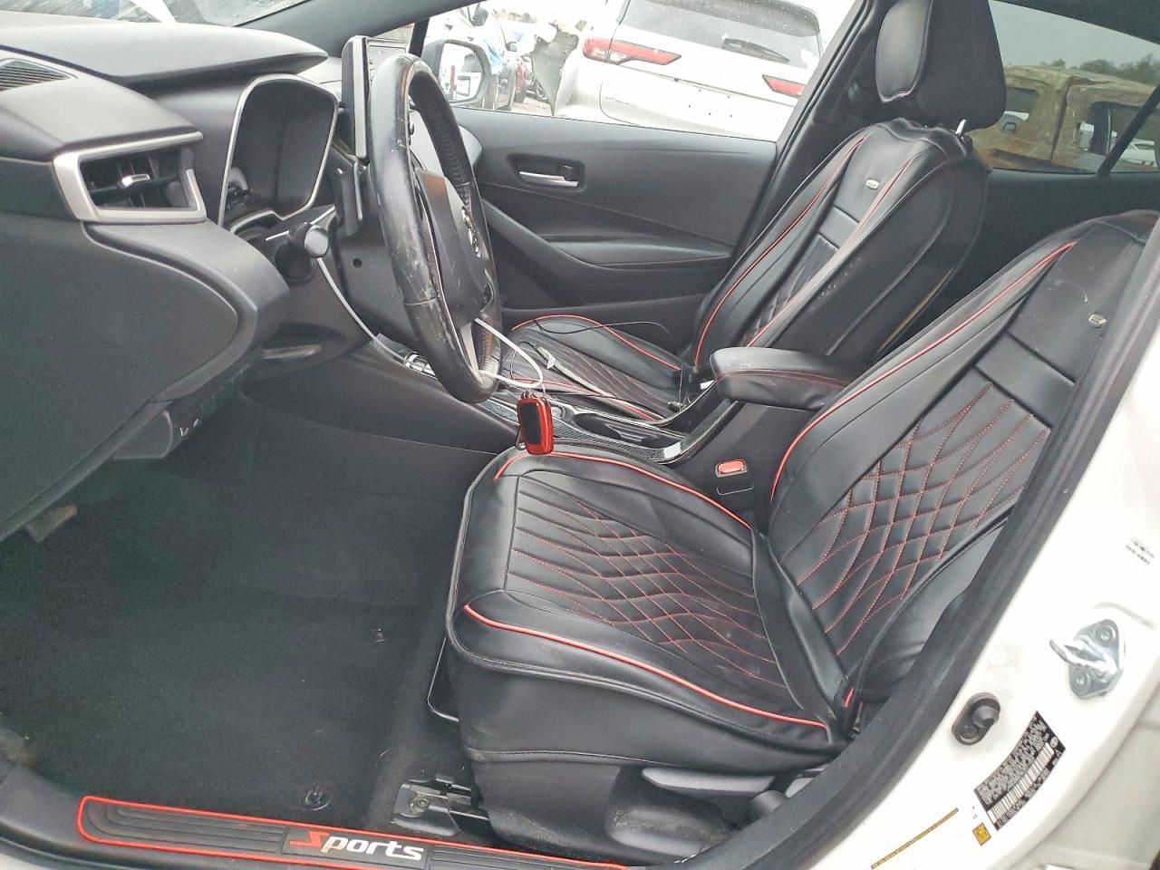2019 TOYOTA COROLLA