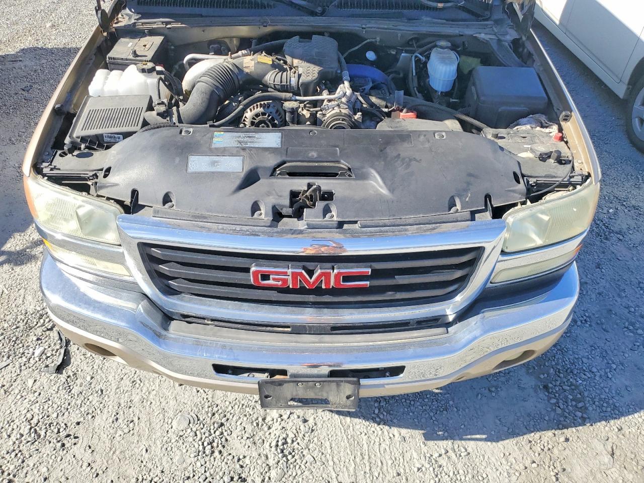 2004 GMC Sierra