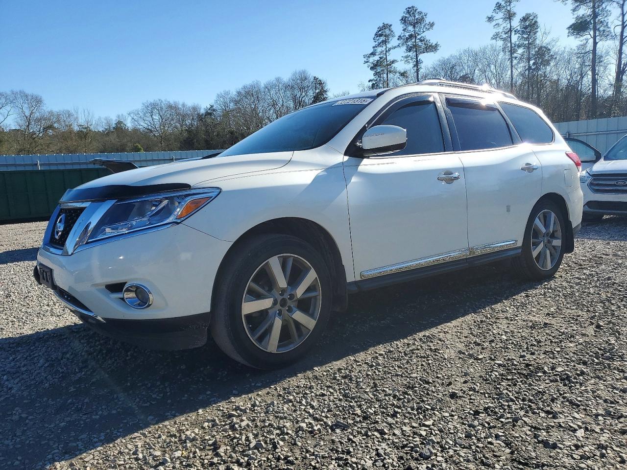 2016 NISSAN PATHFINDER