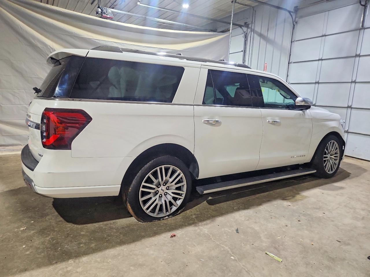 2022 FORD Expedition