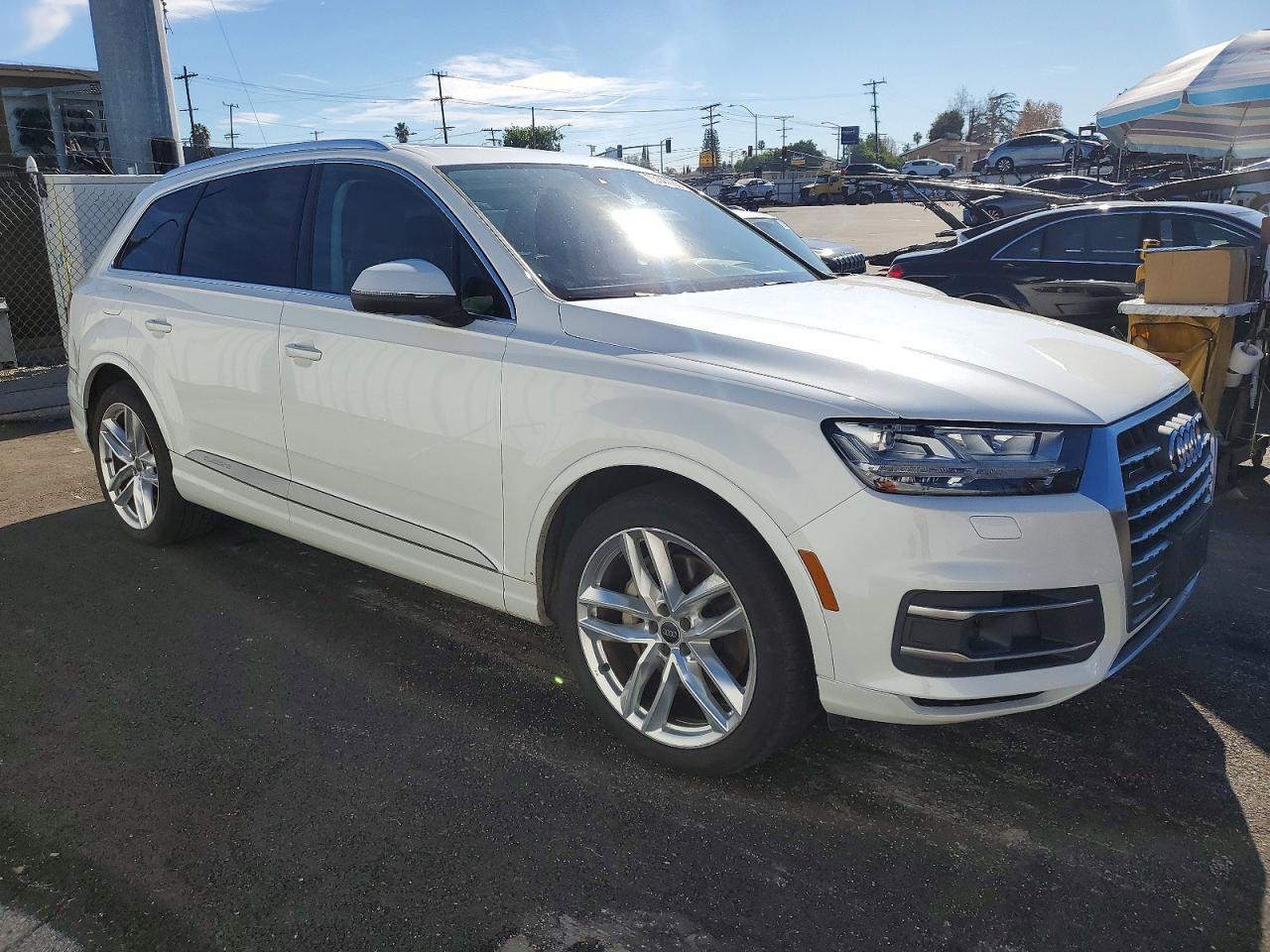 2017 AUDI Q7