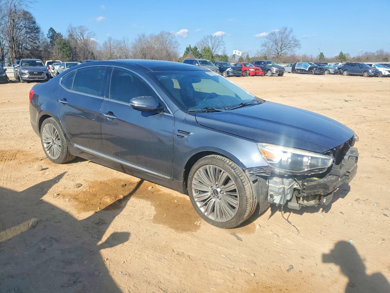 2015 KIA Cadenza