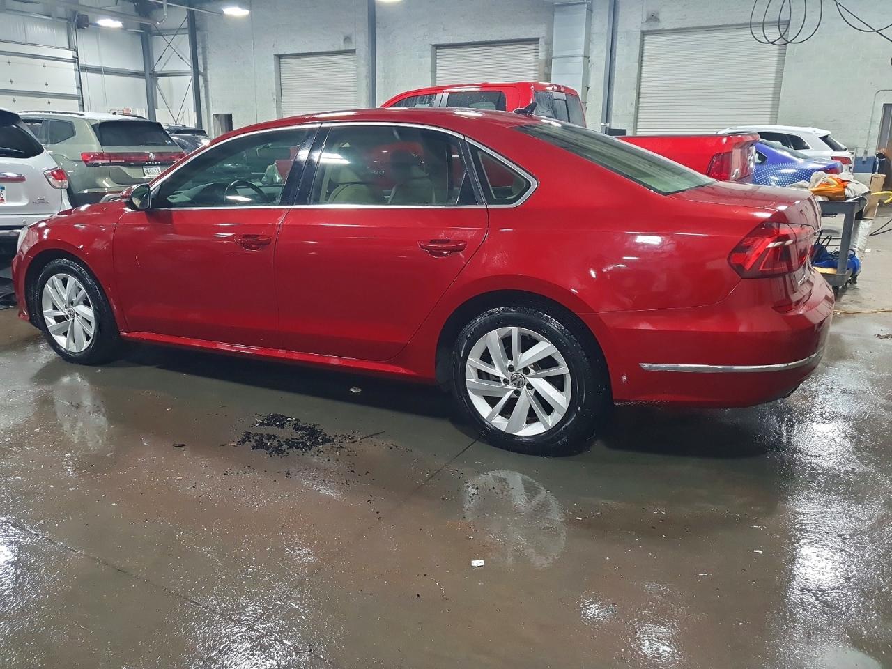 2018 VOLKSWAGEN Passat