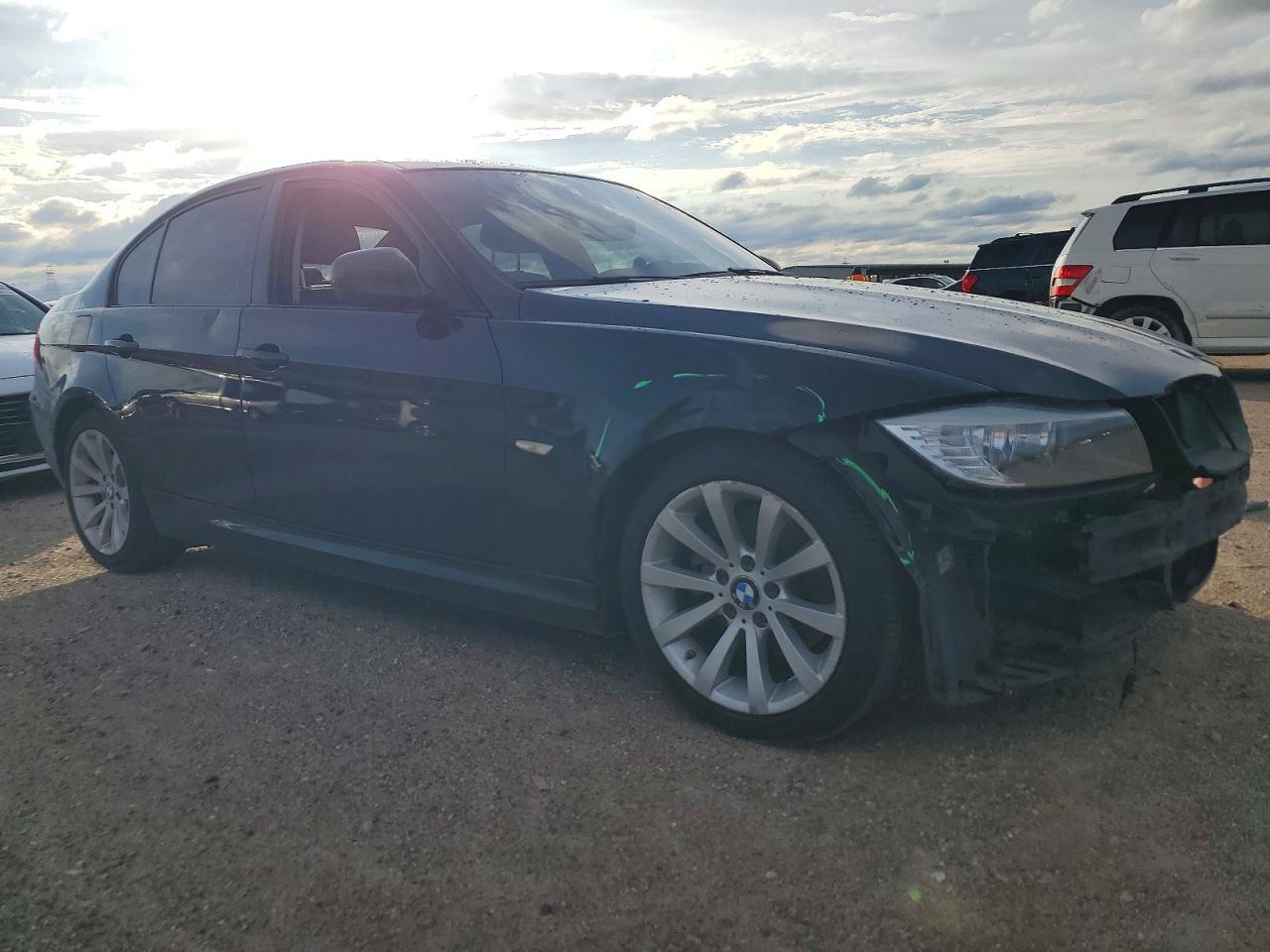 2011 BMW 3 SERIES