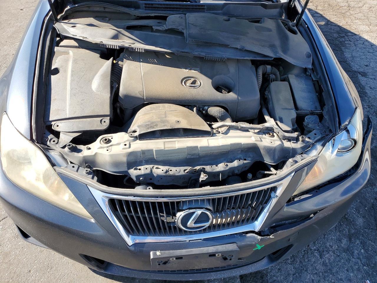 2011 LEXUS IS 250