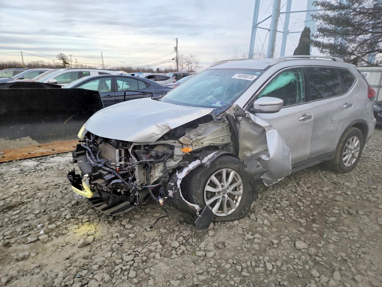 2017 NISSAN ROGUE
