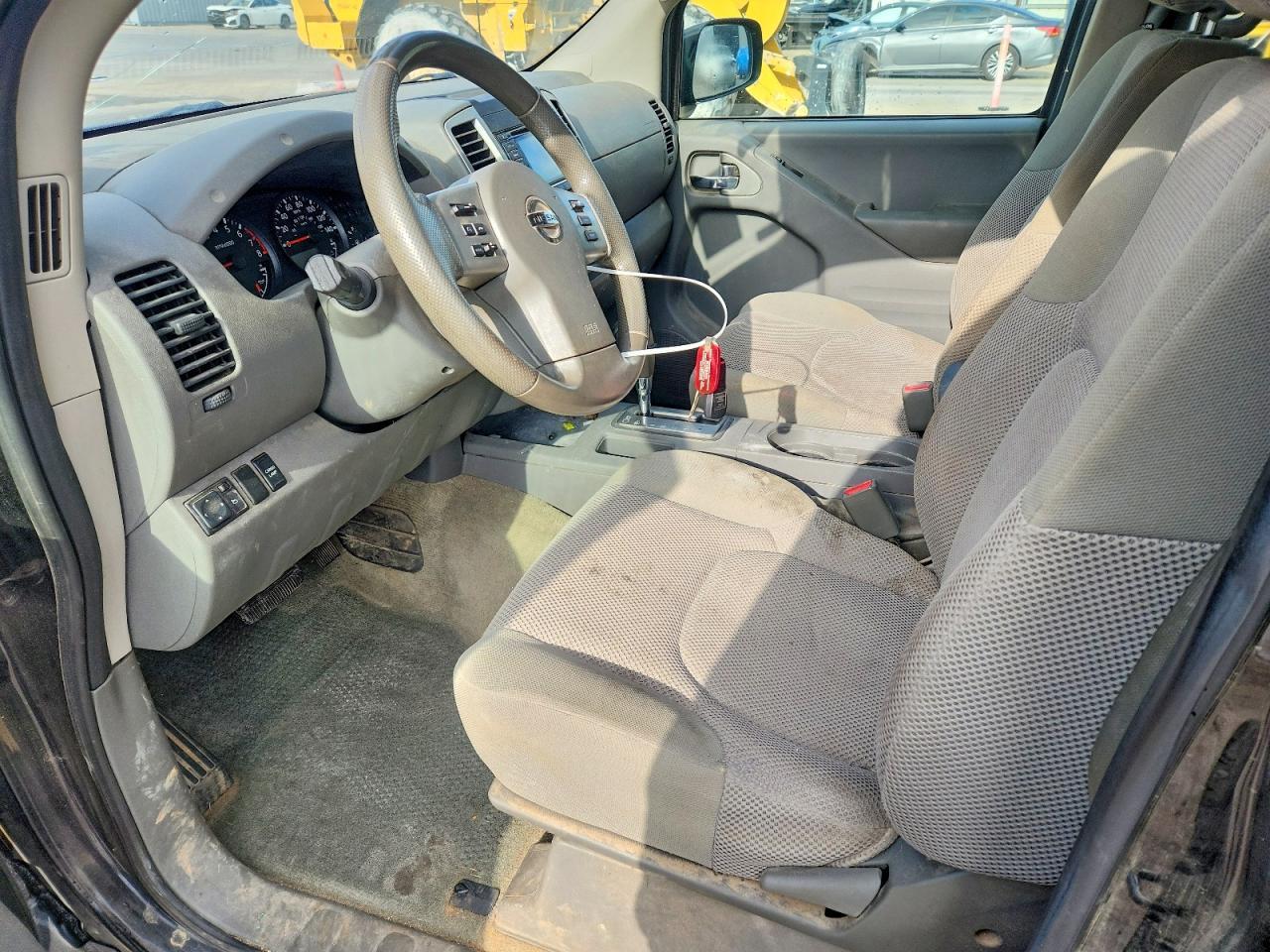2017 NISSAN Frontier