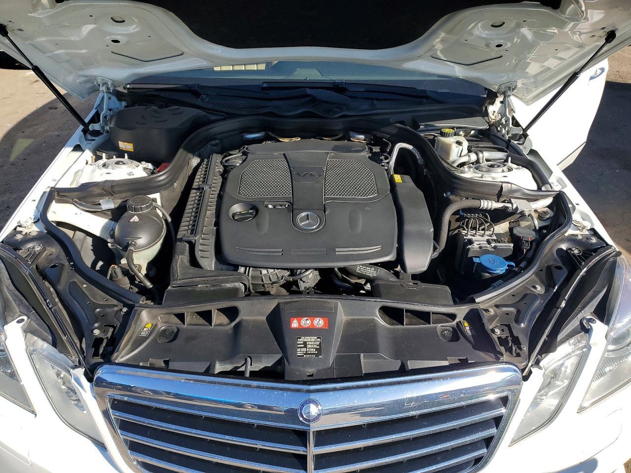2013 MERCEDES-BENZ E-Class