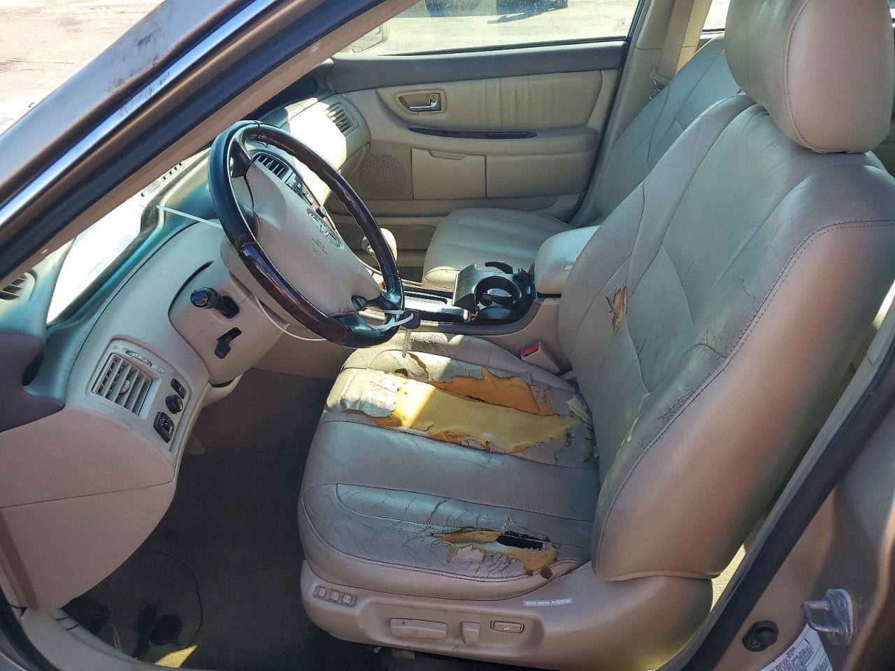 2003 TOYOTA Avalon