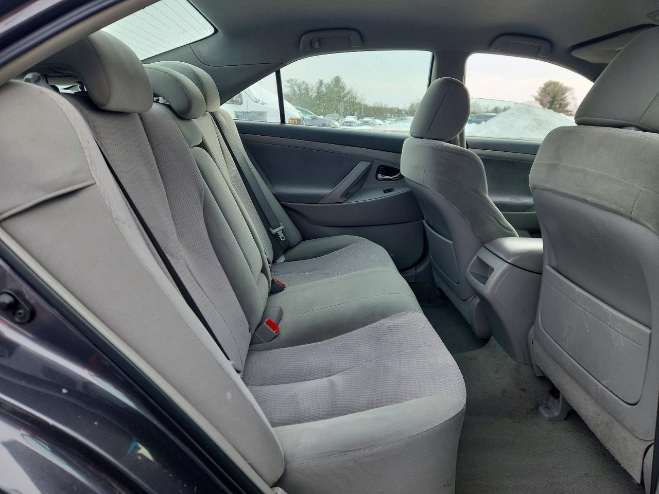2011 TOYOTA CAMRY