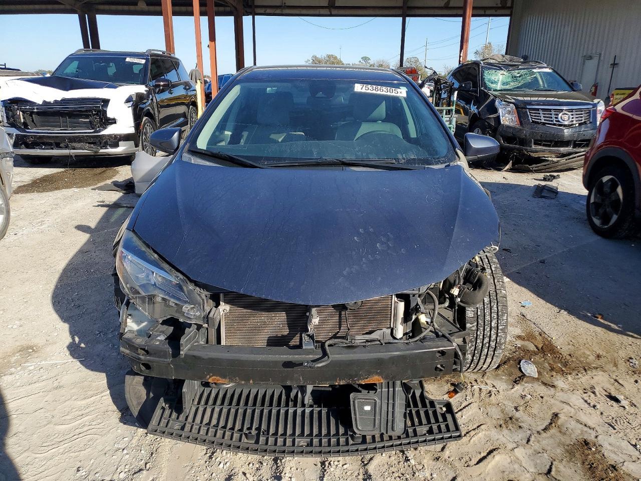 2017 TOYOTA COROLLA