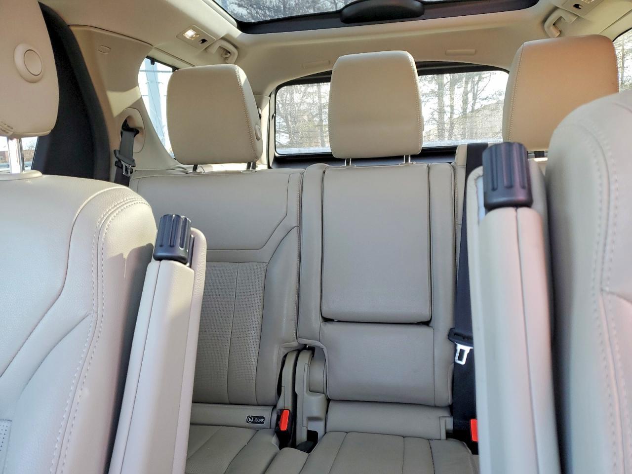 2017 LAND ROVER Discovery