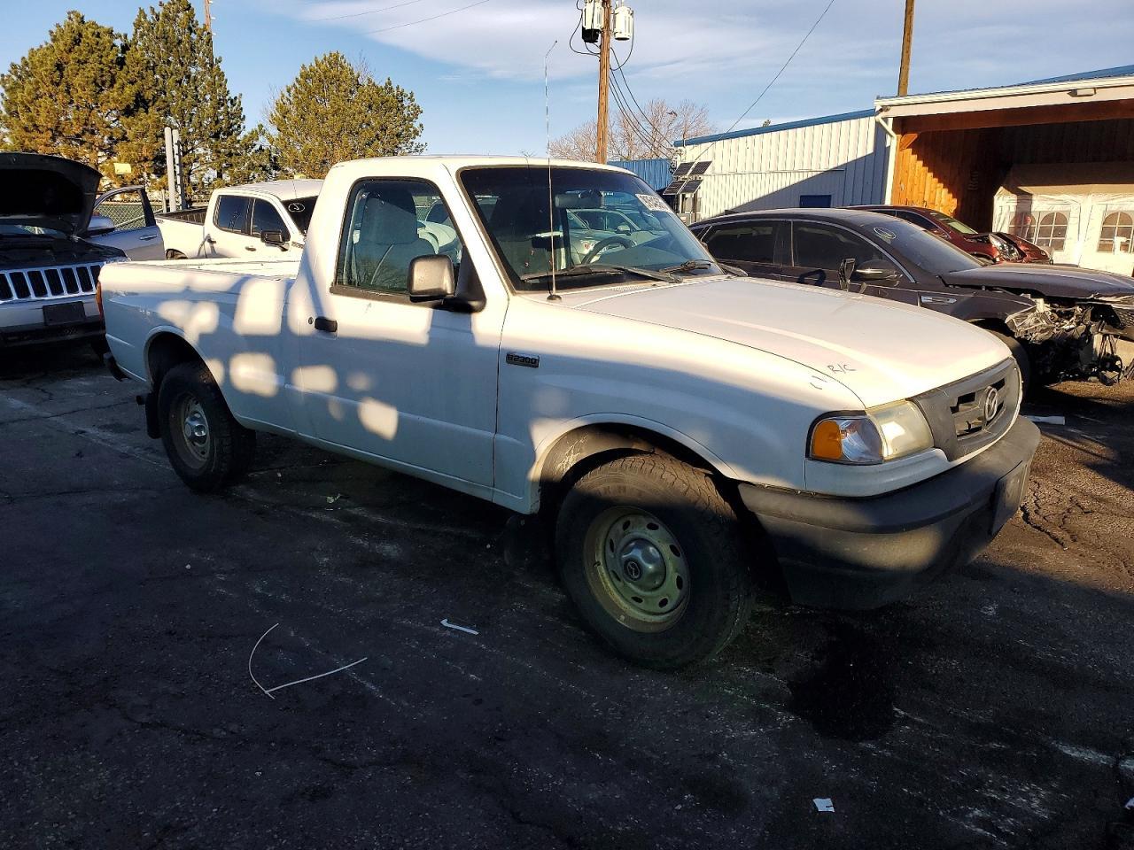 2004 MAZDA B2300