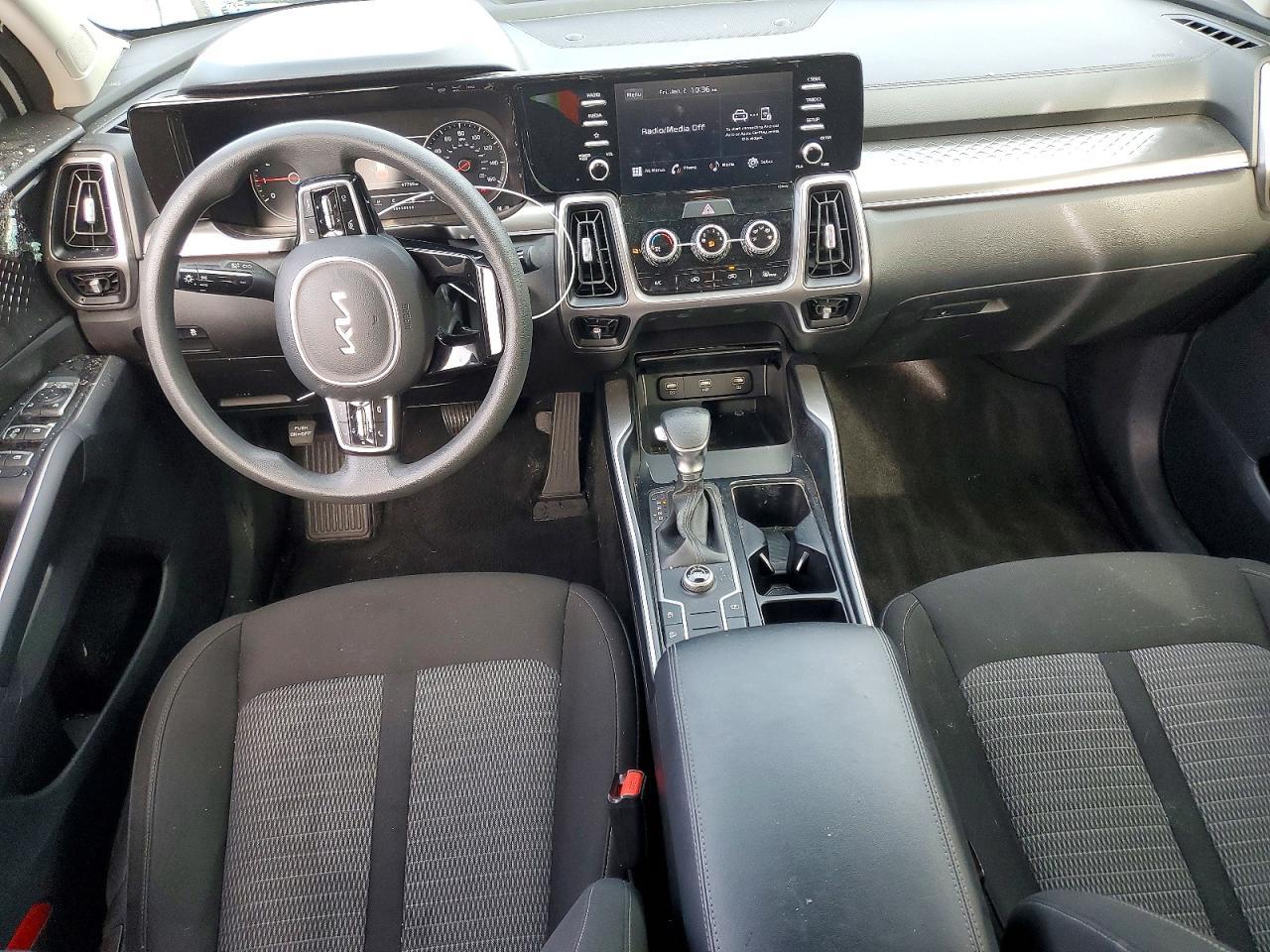 2022 KIA SORENTO