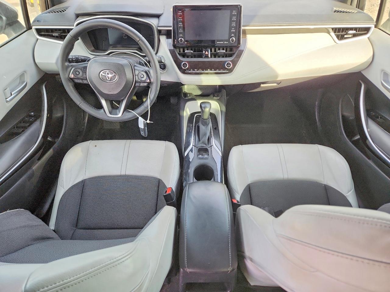 2019 TOYOTA COROLLA