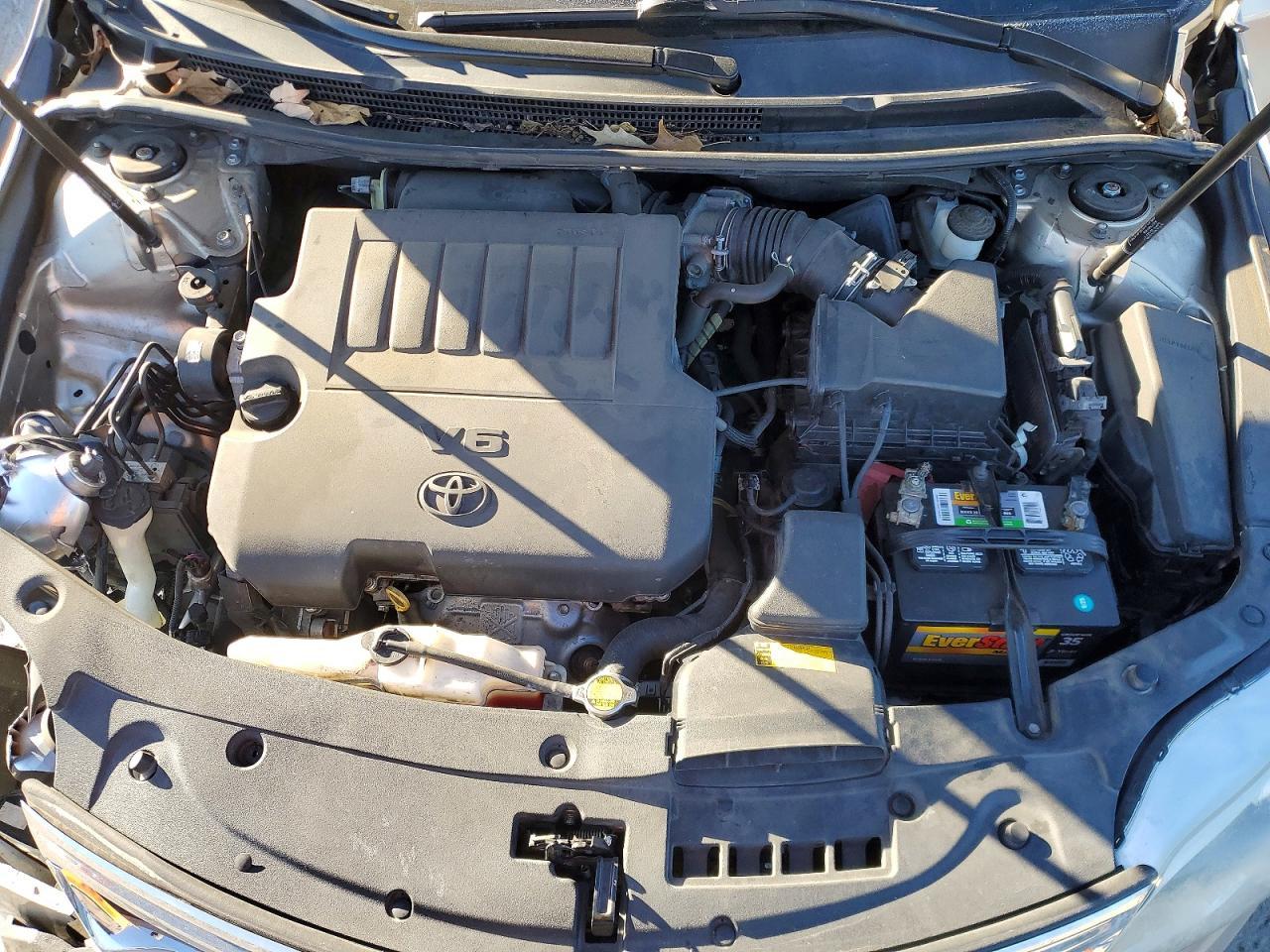 2013 TOYOTA Avalon