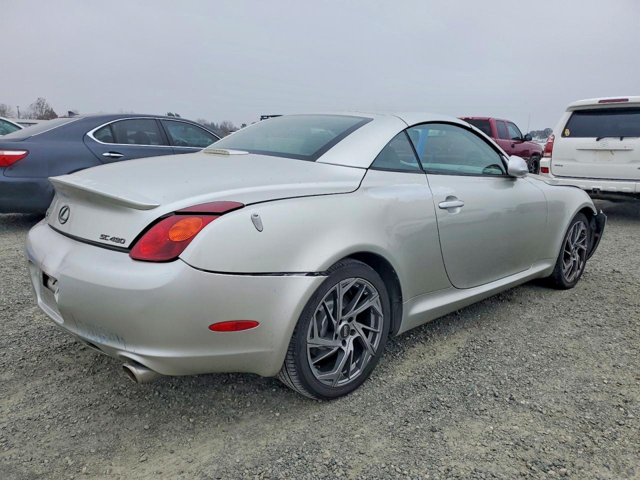 2002 LEXUS SC 430