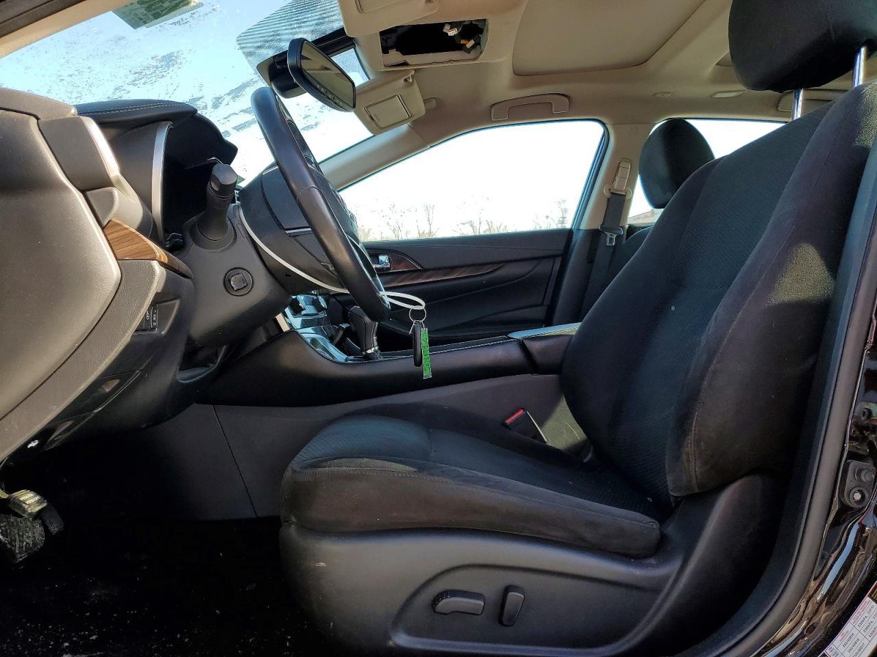 2017 NISSAN Maxima