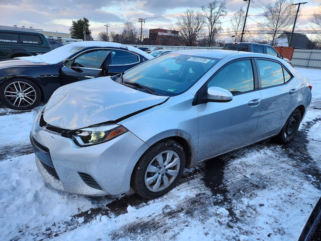 2015 TOYOTA COROLLA