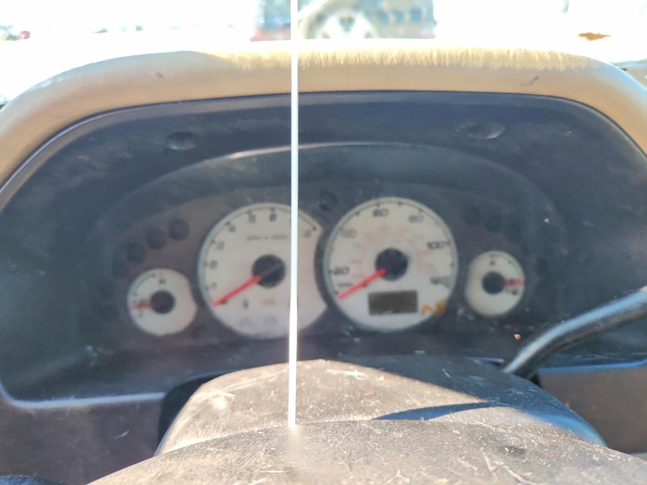 2004 FORD ESCAPE