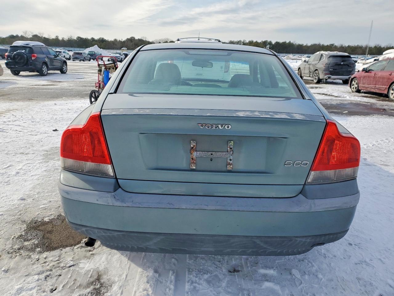 2003 VOLVO S60
