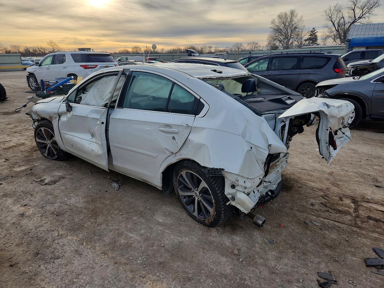 2016 SUBARU Legacy