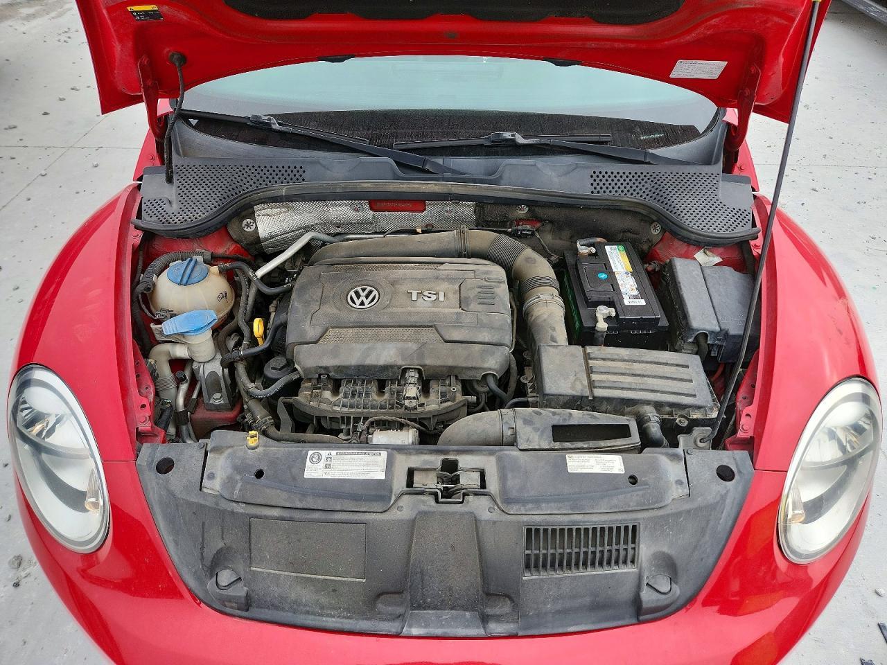 2015 VOLKSWAGEN Beetle