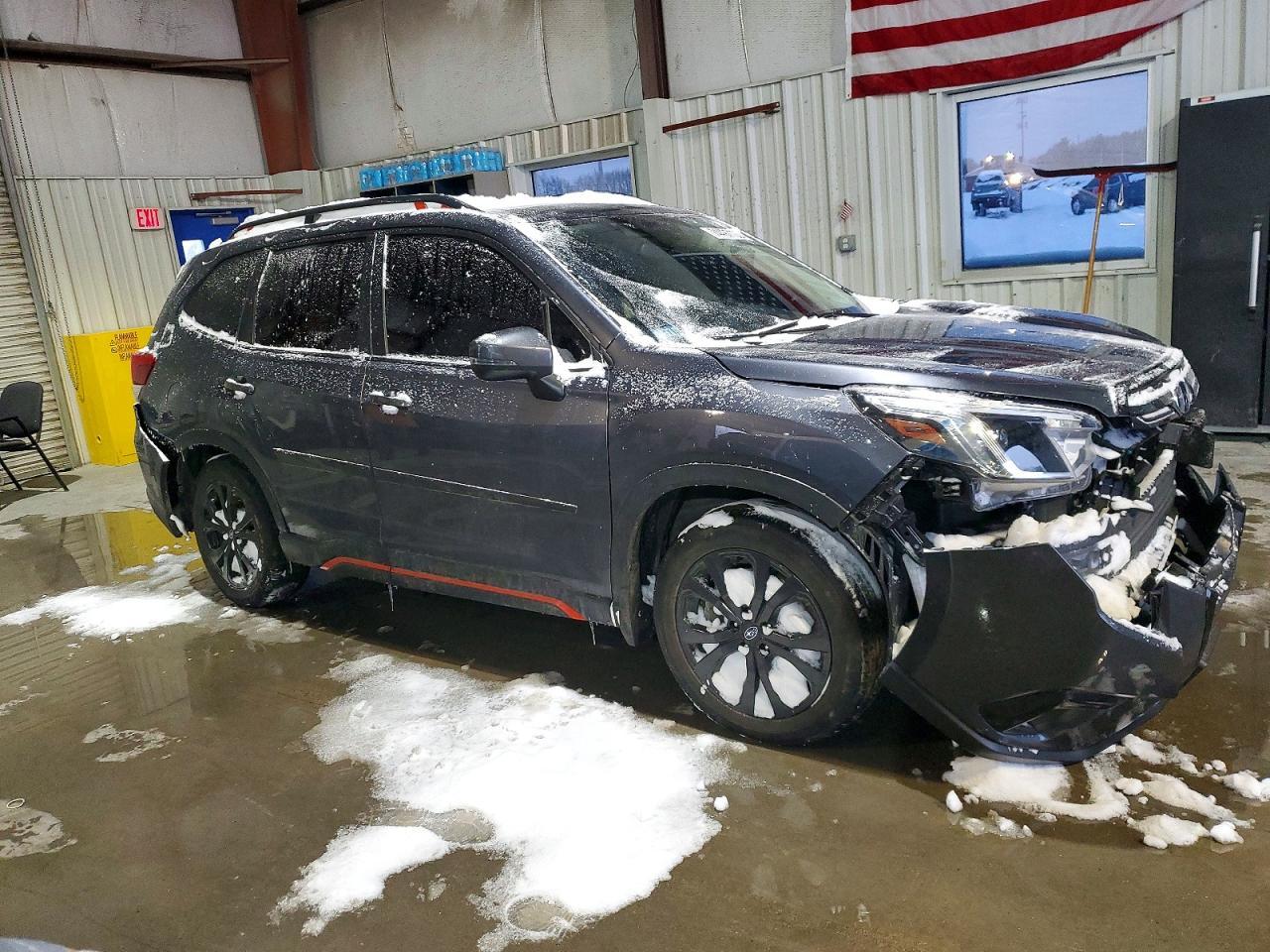 2023 SUBARU FORESTER