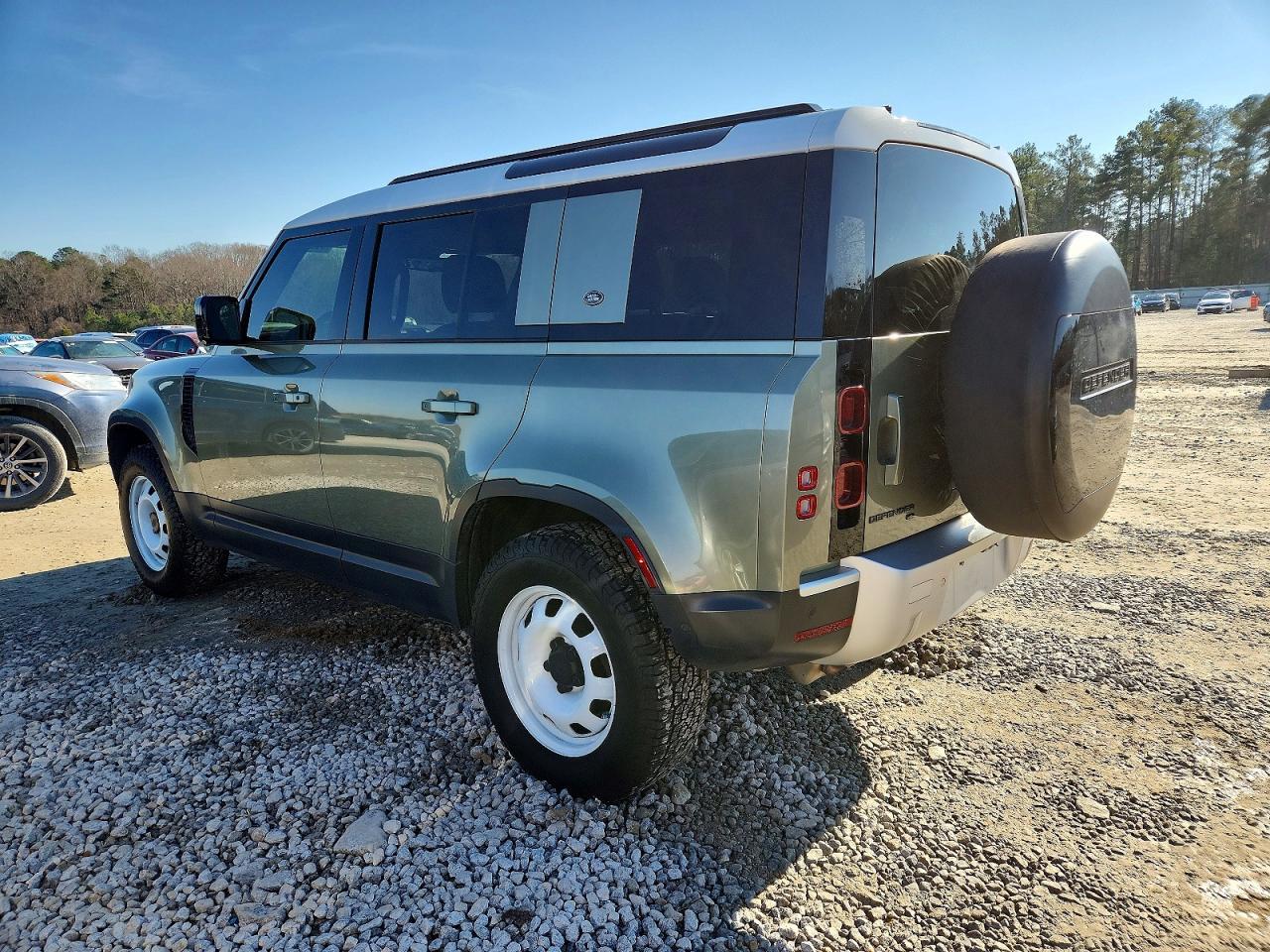 2020 LAND ROVER Defender