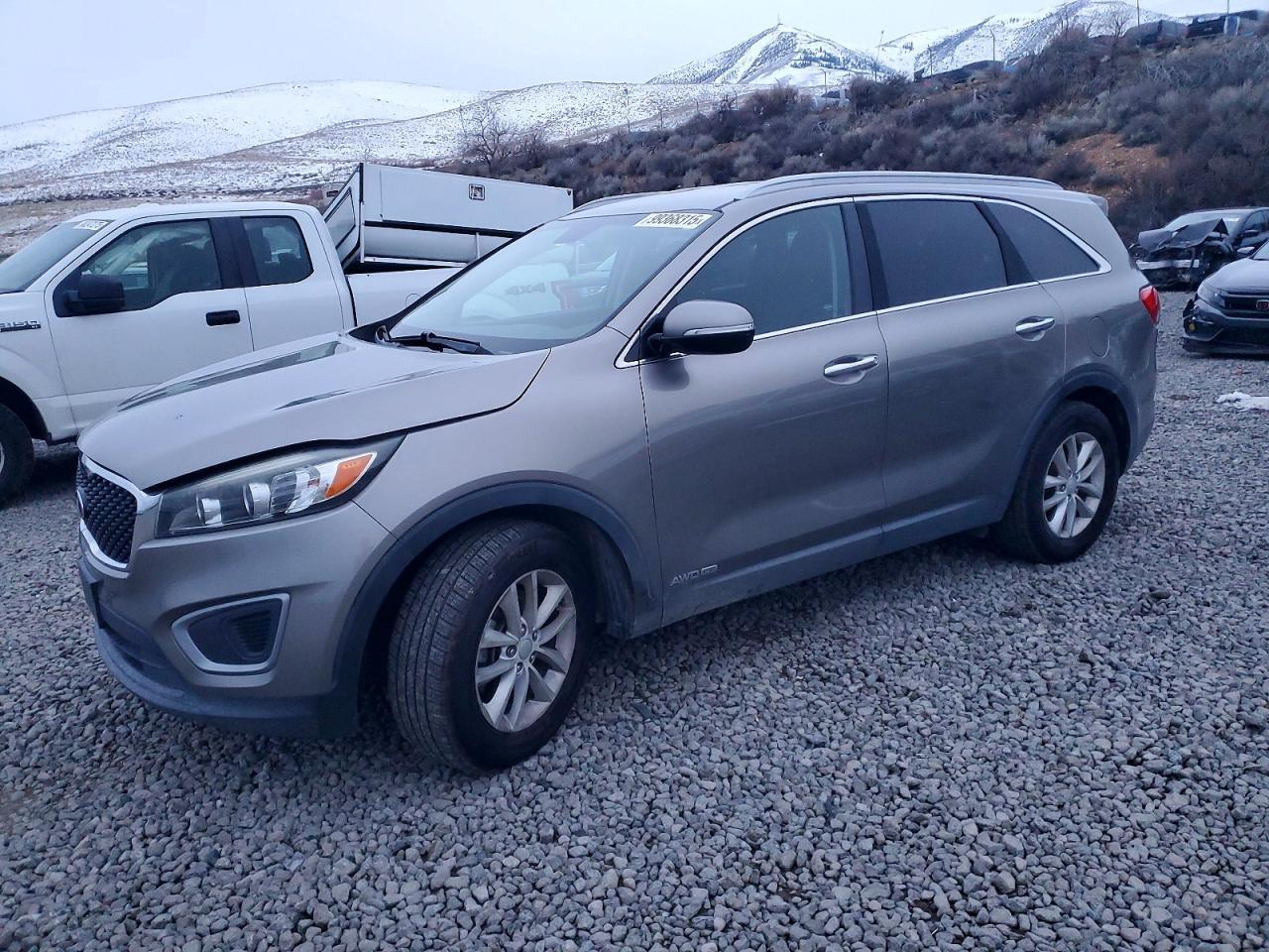 2016 KIA SORENTO