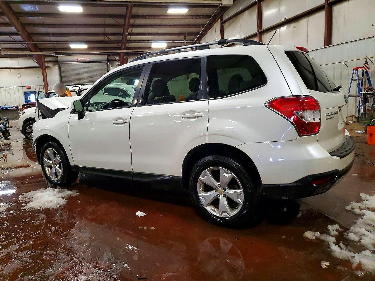 2015 SUBARU FORESTER