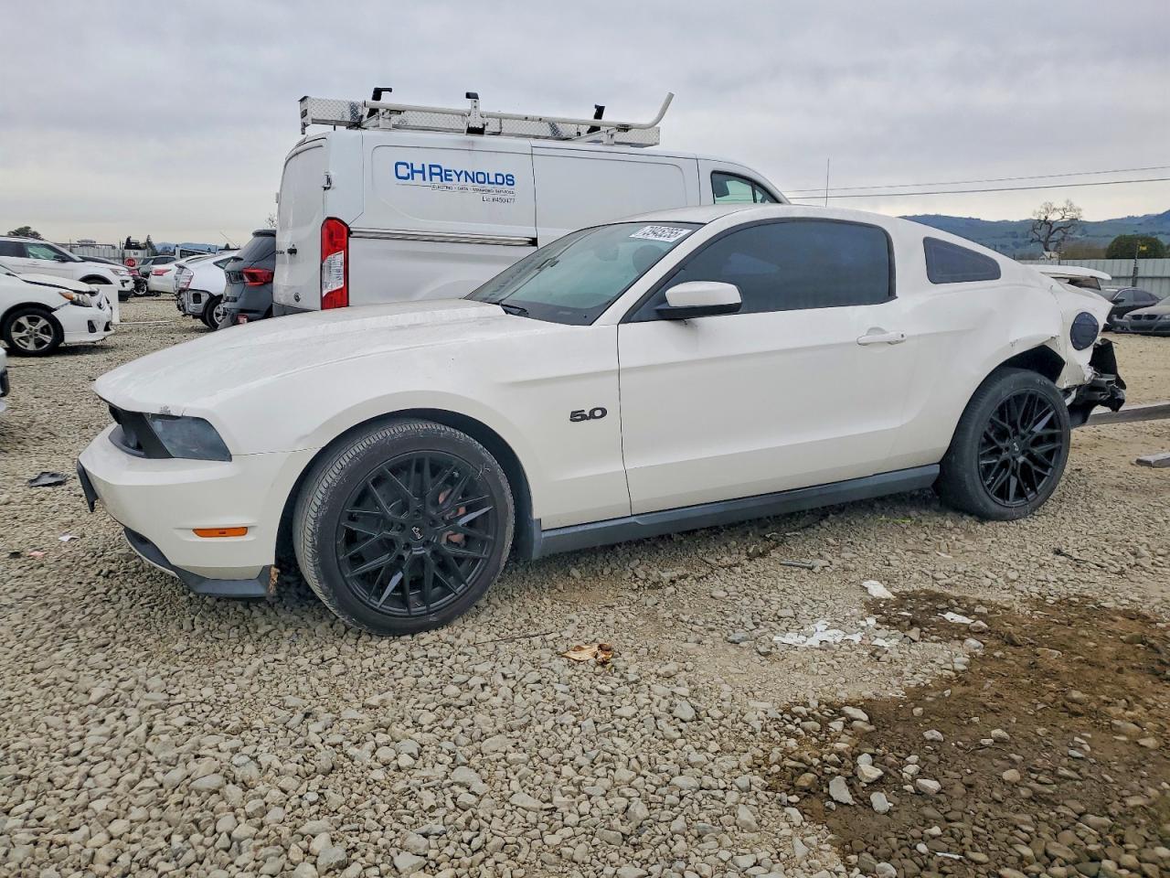 2011 FORD MUSTANG