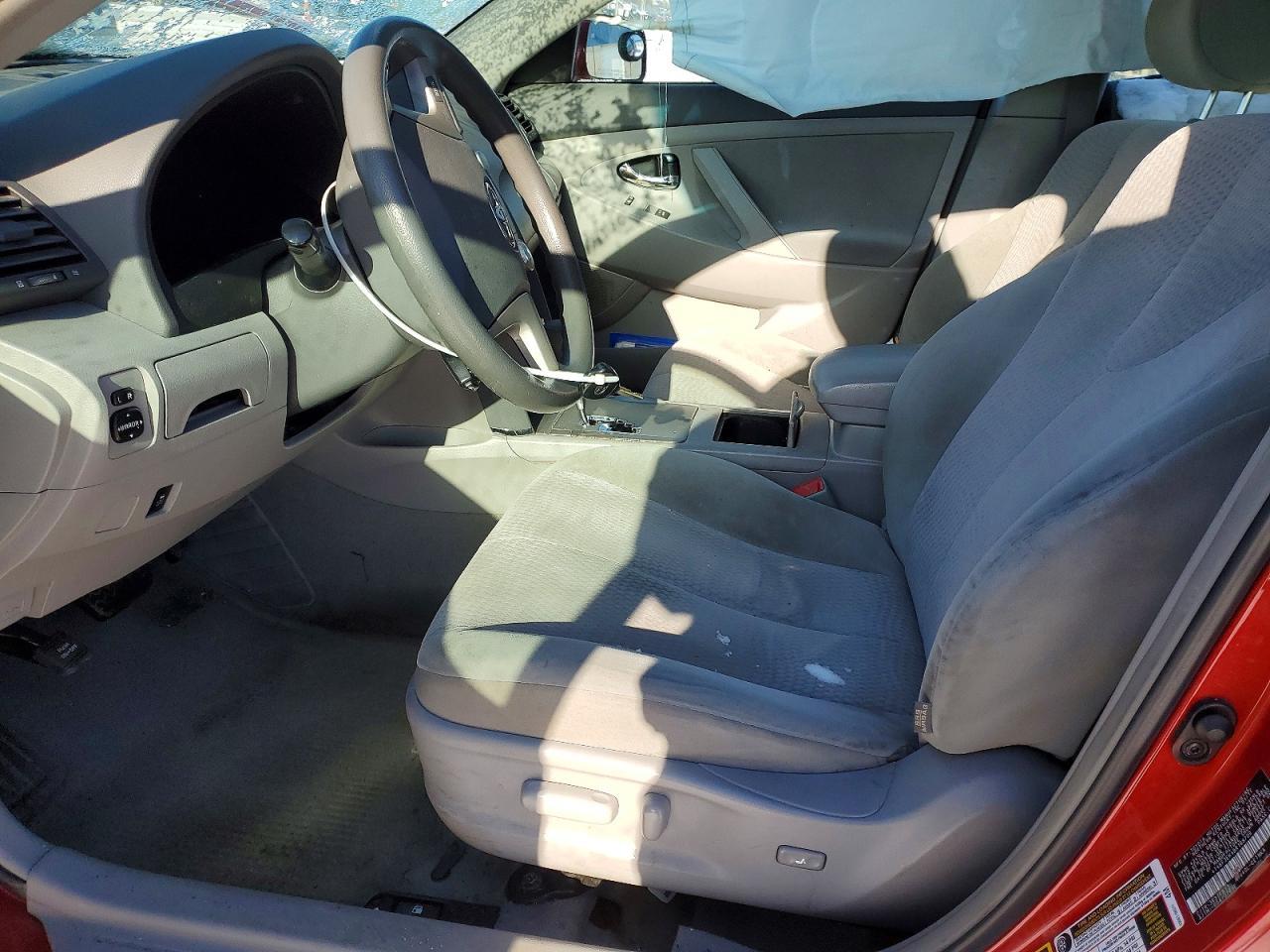 2011 TOYOTA CAMRY